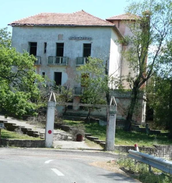 Hôtel &#039;&#039;Les chênes&#039;&#039; - Aïn Draham